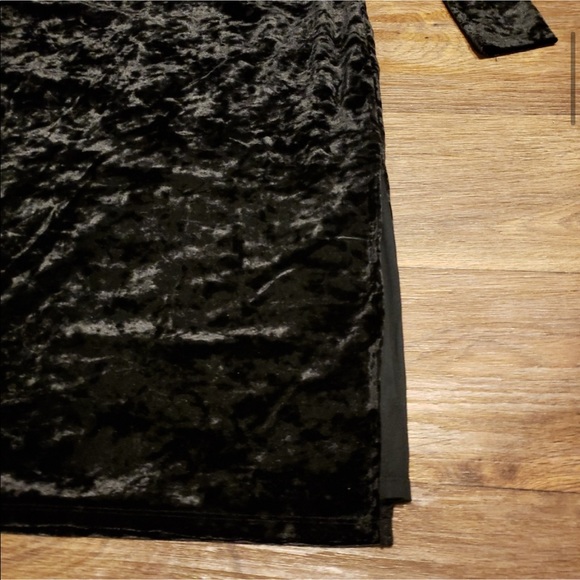 GA Rulebreaker Dress - Picture 6 of 8